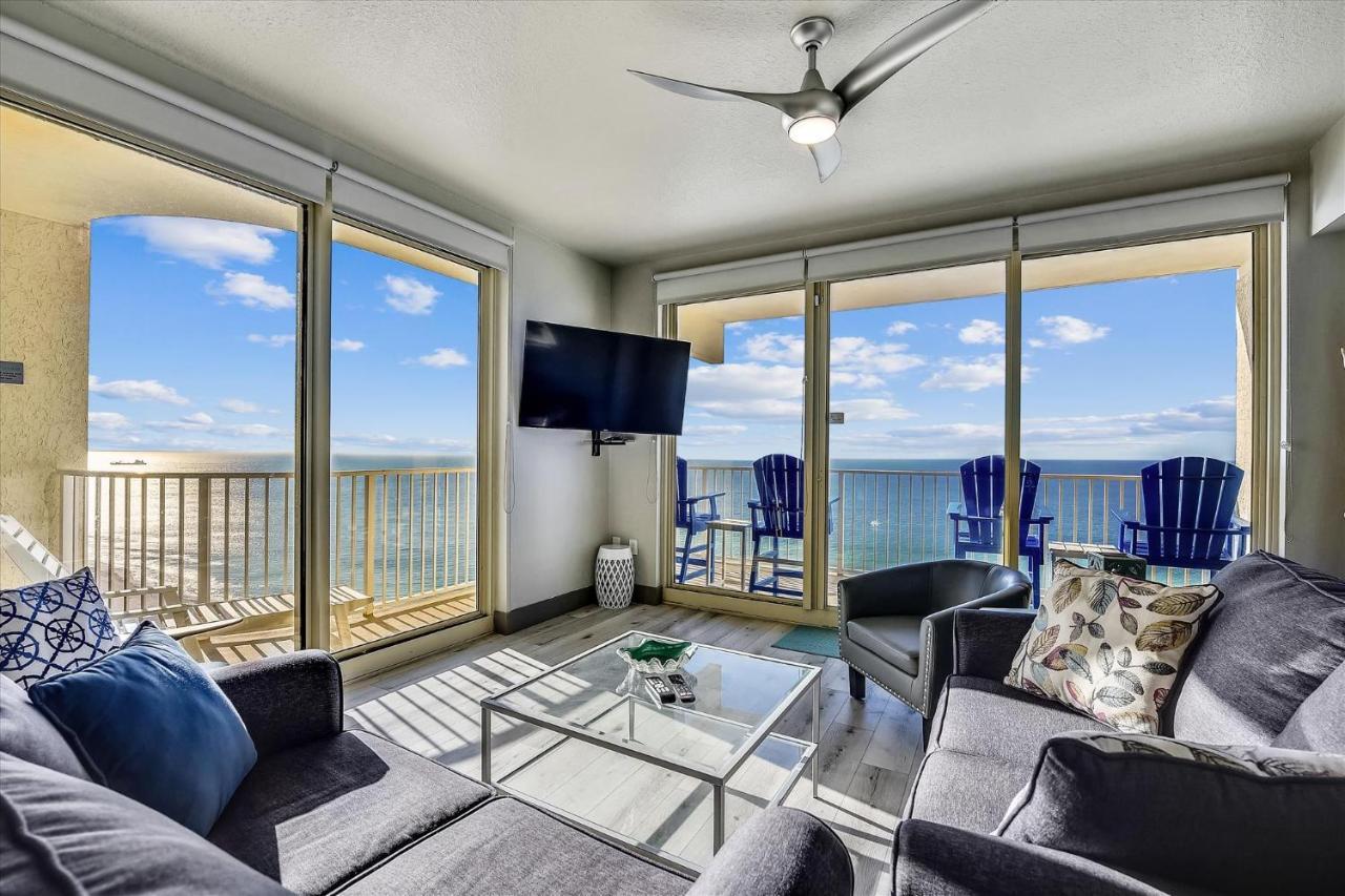 Shores Of Panama: Renovated 2-bedroom With Reserved Parking Apartment Panama City Beach