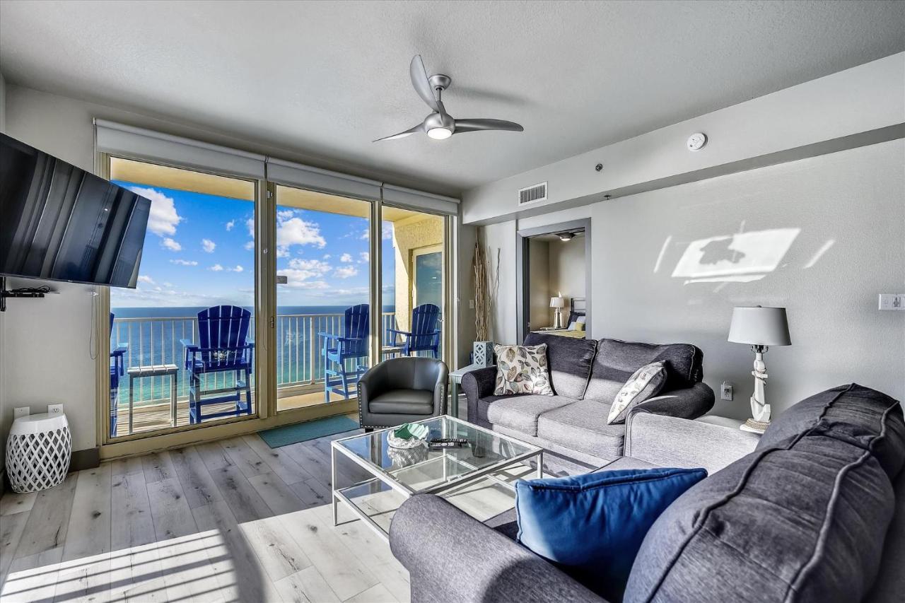 Shores Of Panama: Renovated 2-bedroom With Reserved Parking Apartment Panama City Beach
