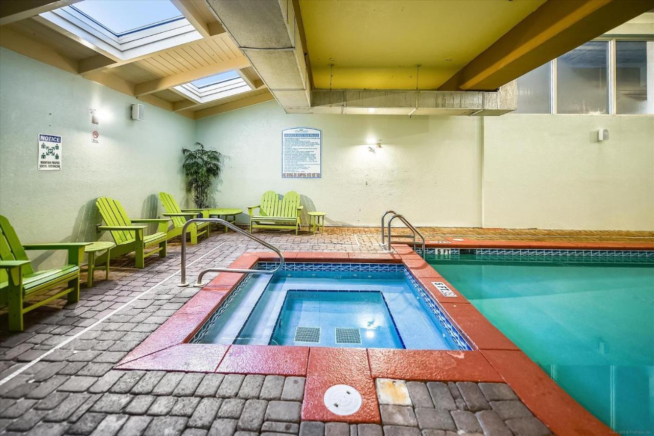 Shores Of Panama: Renovated 2-bedroom With Reserved Parking Apartment *