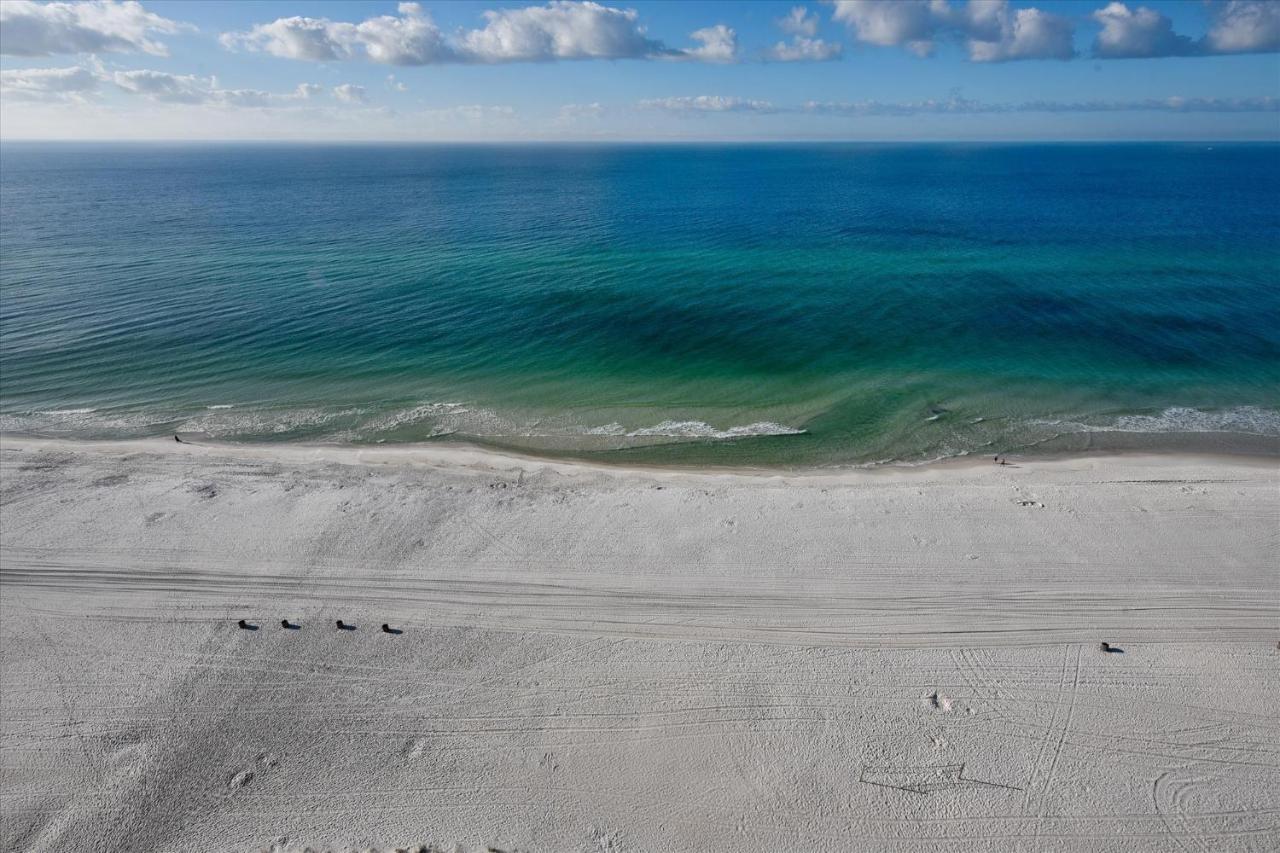 Shores Of Panama: Renovated 2-bedroom With Reserved Parking *