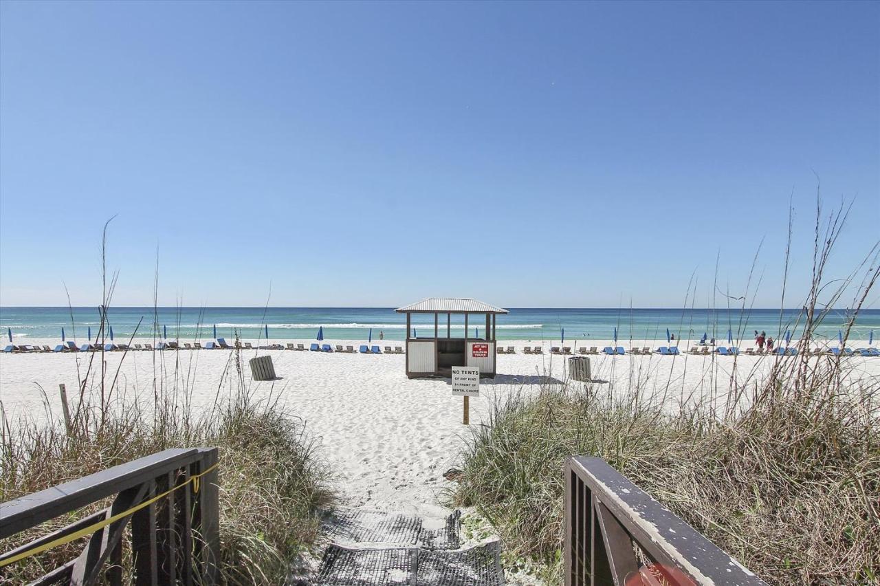 Shores Of Panama: Renovated 2-bedroom With Reserved Parking