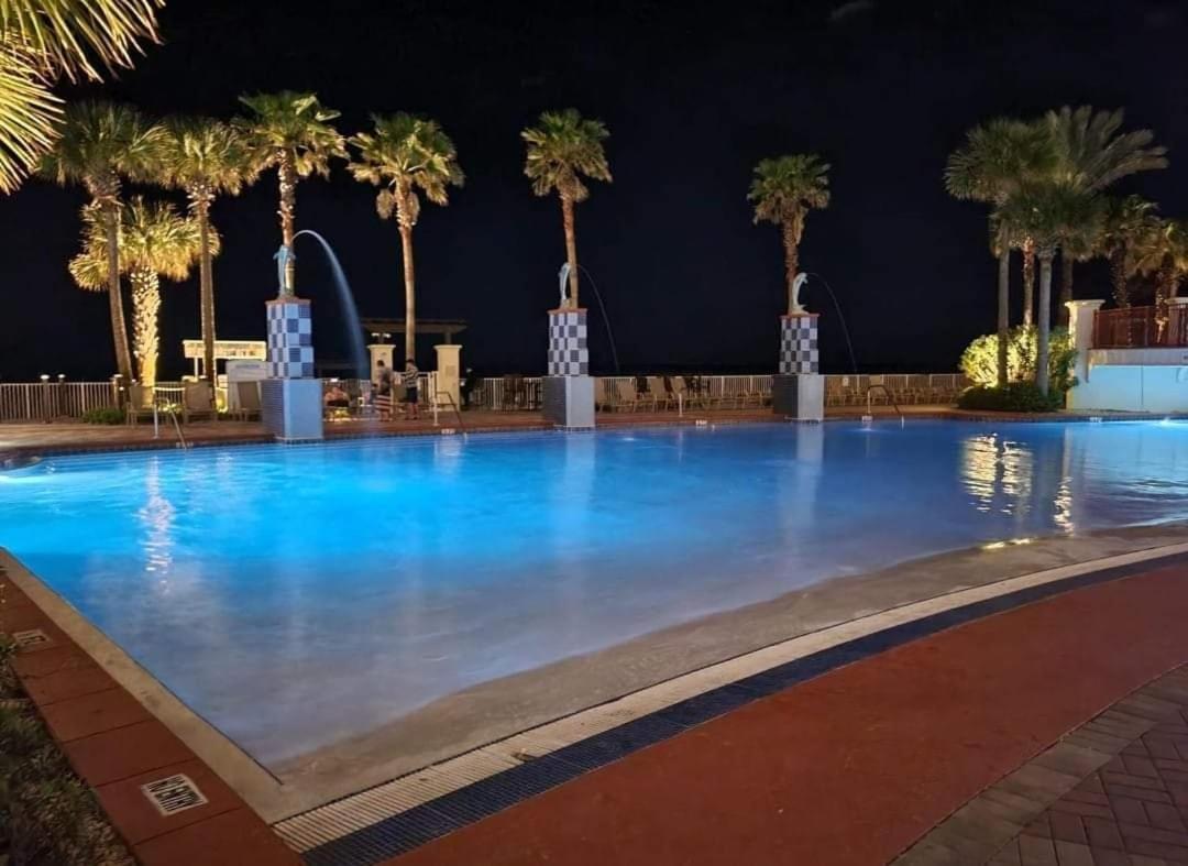 Shores Of Panama: Renovated 2-bedroom With Reserved Parking