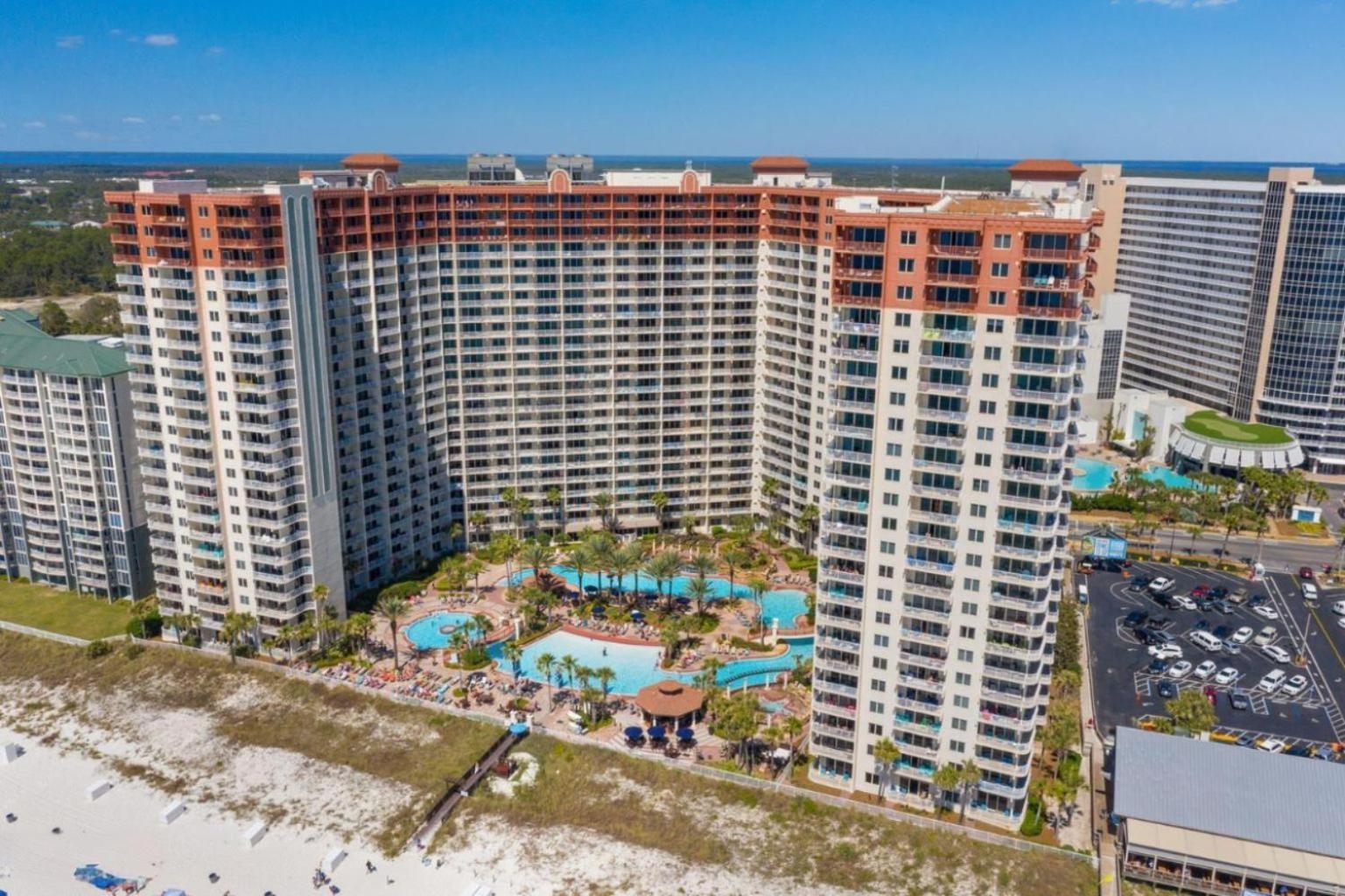 Apartment Shores Of Panama: Renovated 2-bedroom With Reserved Parking
